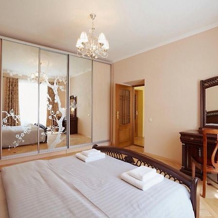 Myaparts B7 Appartement Lviv Buitenkant foto